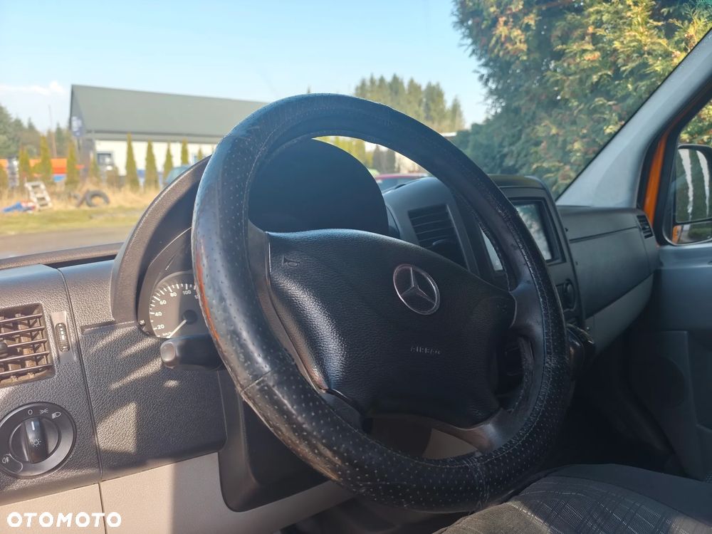 Mercedes-Benz Sprinter - 18