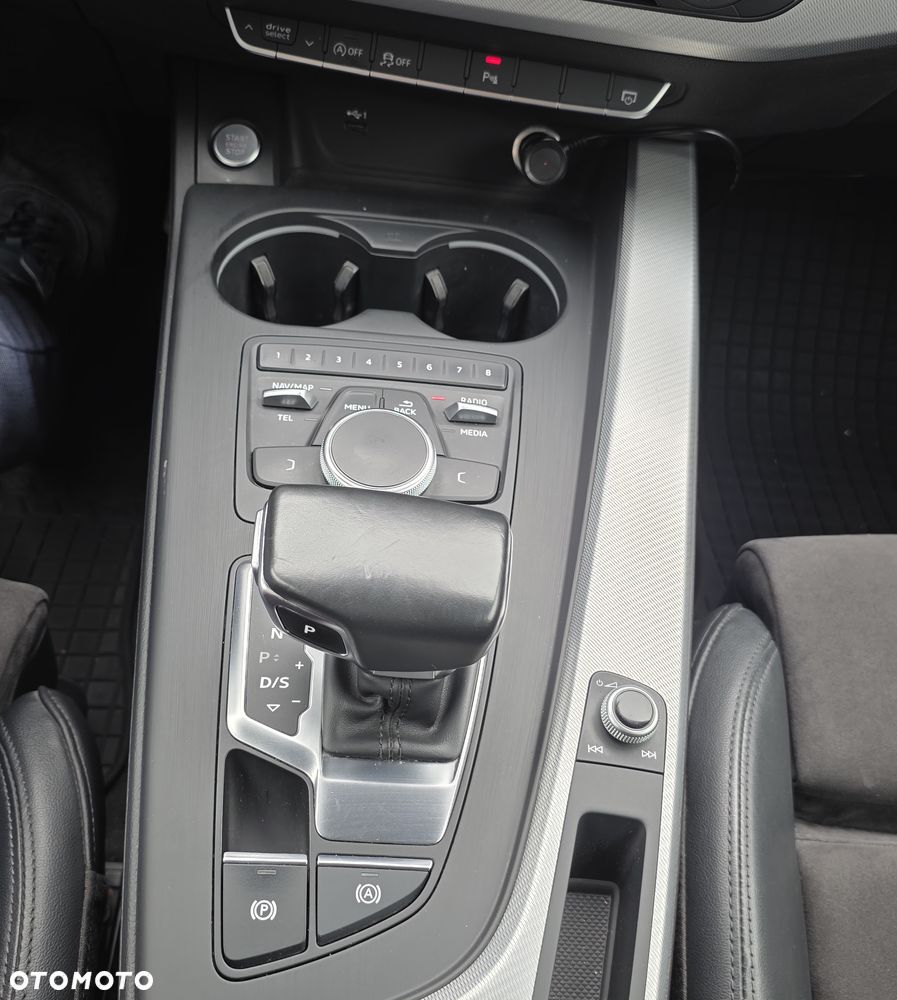 Audi A4 Avant 40 TDI S tronic S line - 19
