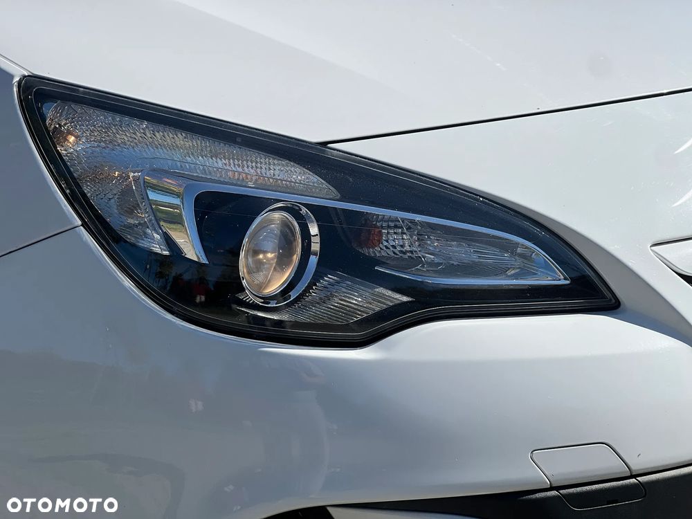 Opel Astra GTC 1.4 Turbo Innovation - 30