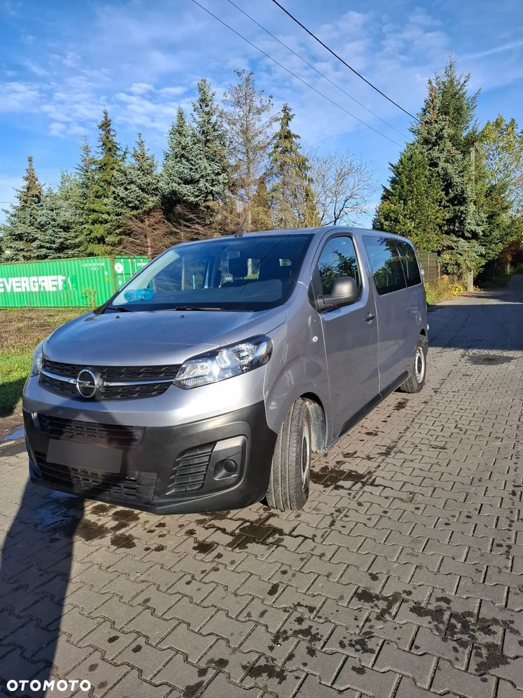 Opel Vivaro - 1