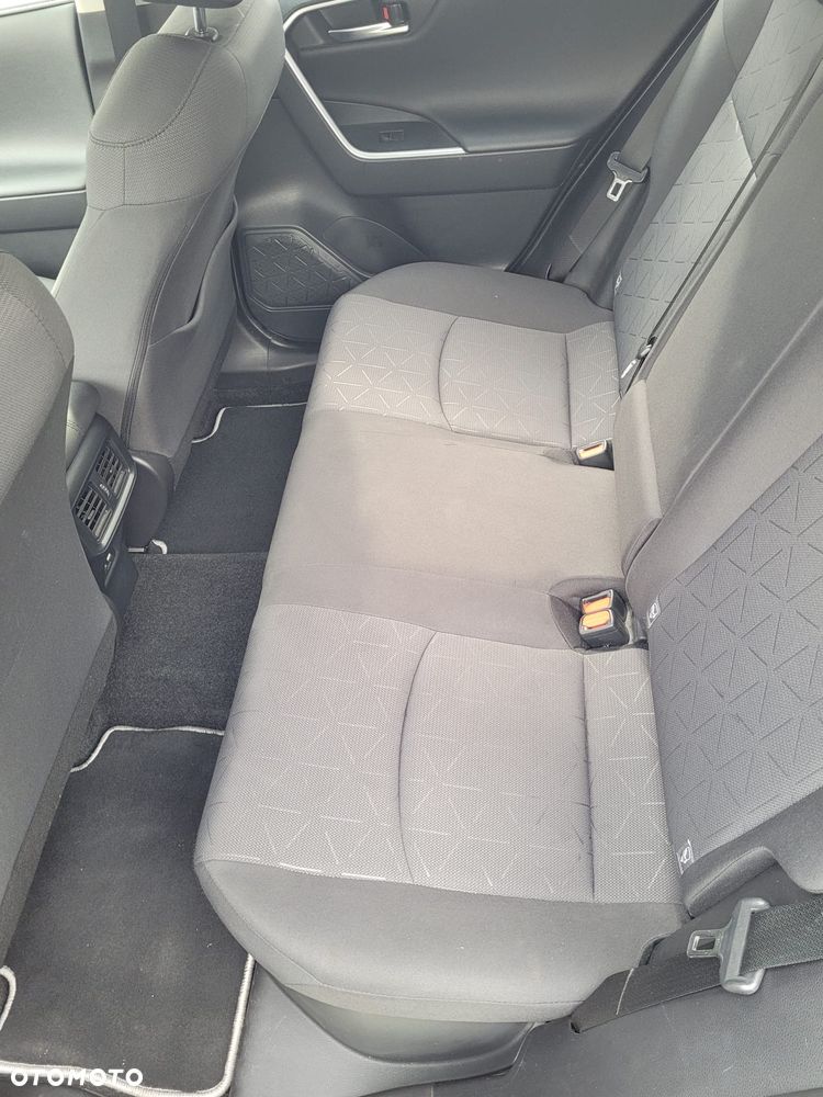 Toyota RAV4 - 16