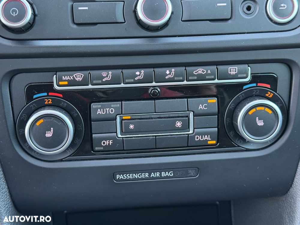 Volkswagen Golf Variant 2.0 TDI DPF Highline - 19