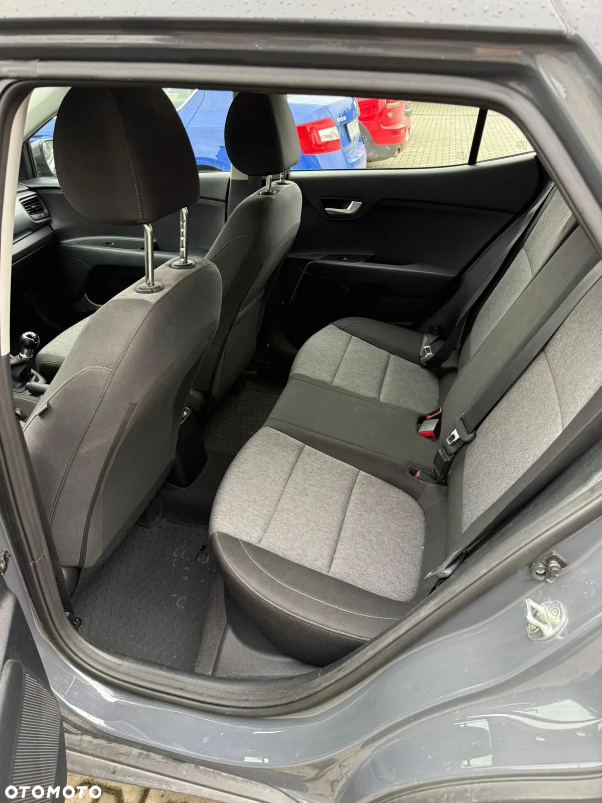 Kia Stonic 1.2 M - 4