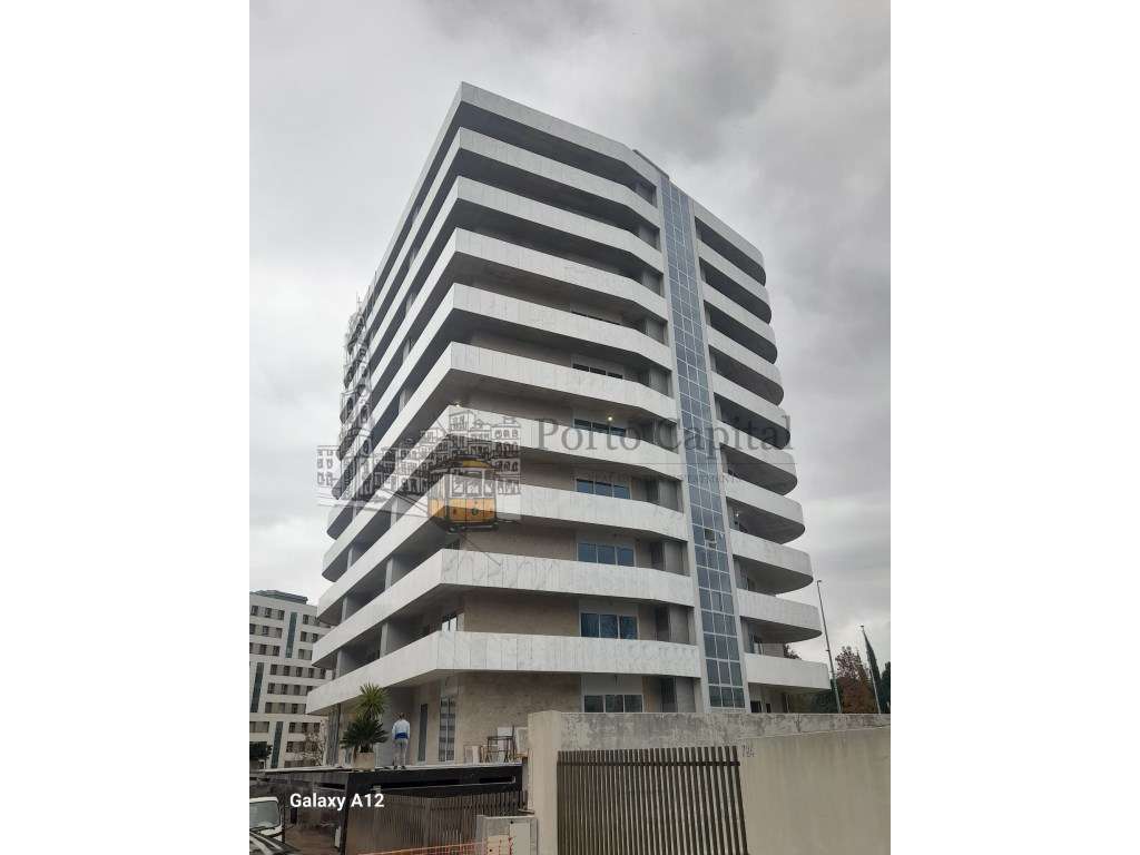 EXCELENTES APARTAMANENTOS T2 NOVOS PARA ARRENDAMENTO, COM DOIS LUGA... - Grande imagem: 4/34