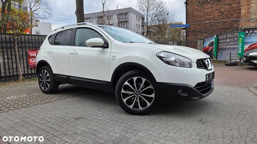 Nissan Qashqai 2.0 dCi 4 x 4 DPF tekna - 2