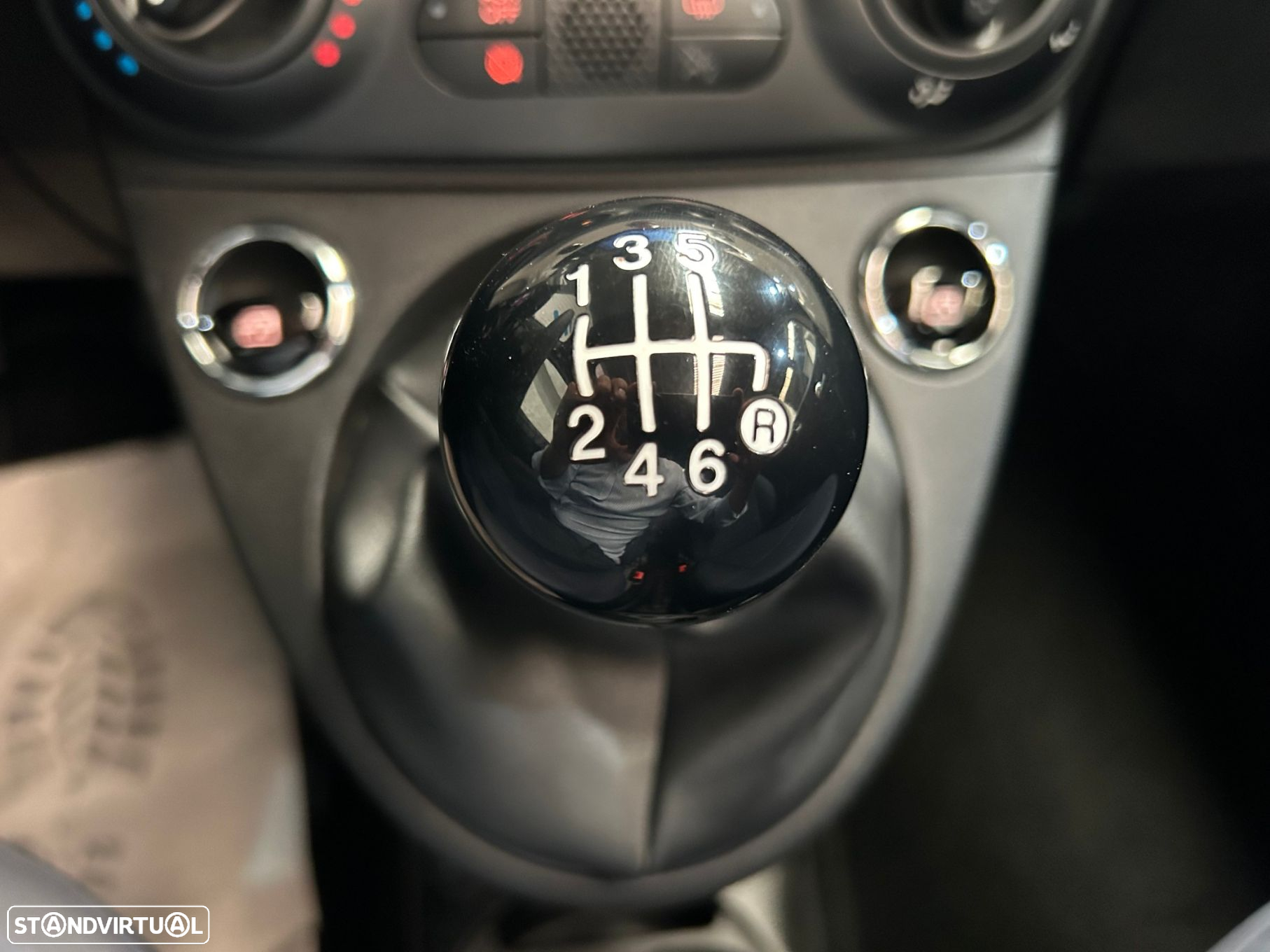 Fiat 500C 1.0 Hybrid Club - 29