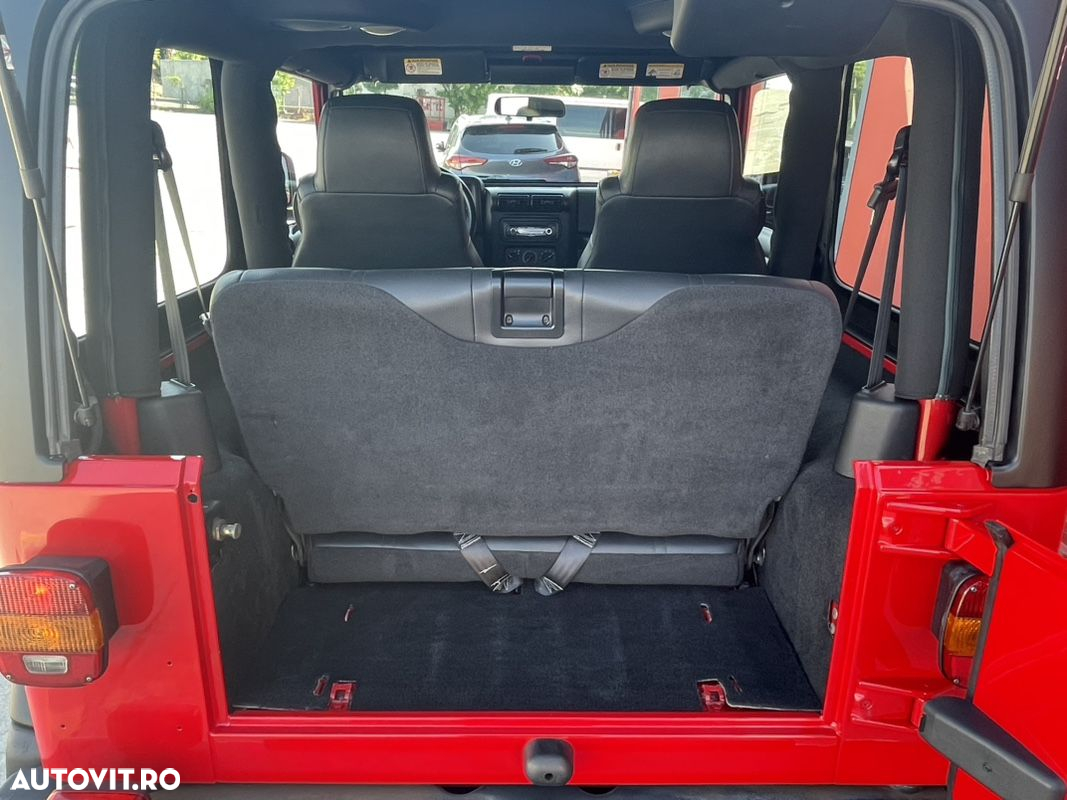Jeep Wrangler - 16