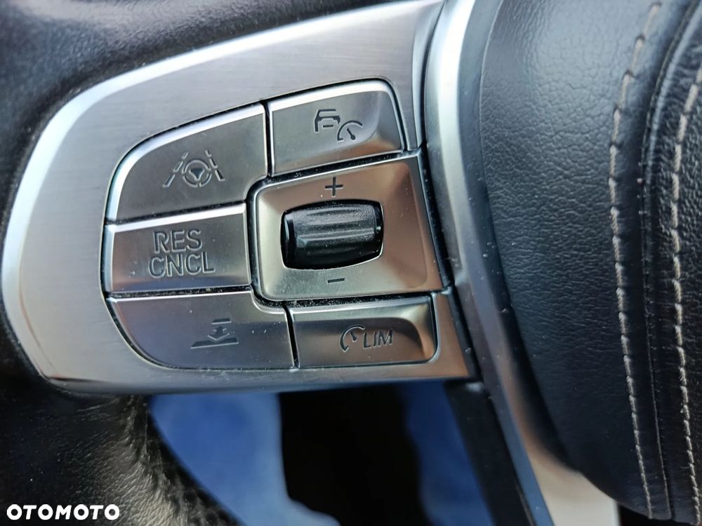 BMW Seria 7 730d xDrive - 19