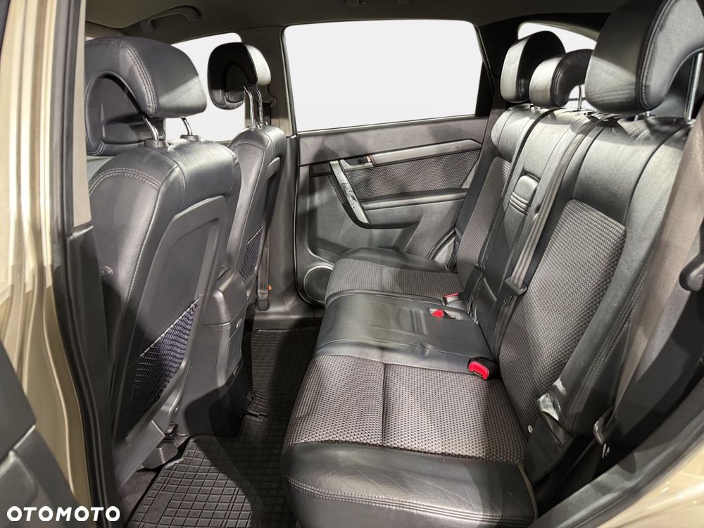Chevrolet Captiva - 20