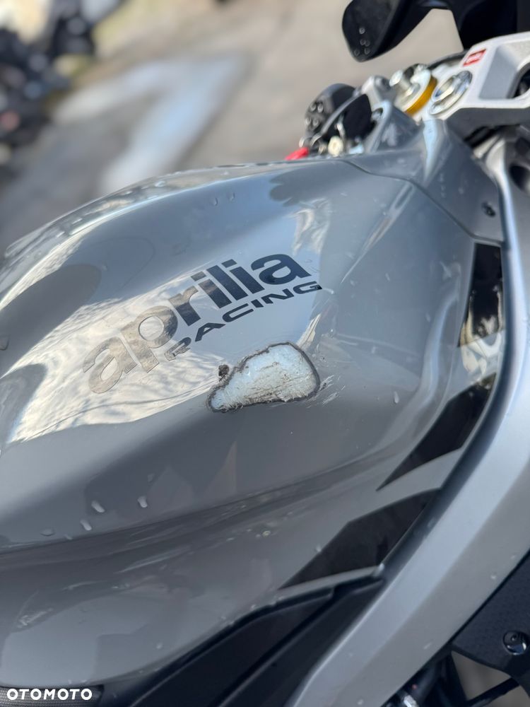 Aprilia Tuono - 11