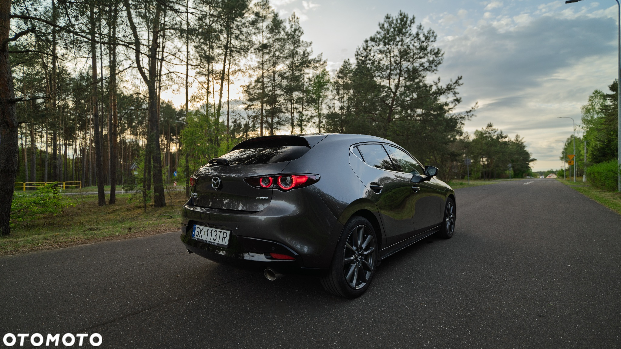 Mazda 3 2.0 mHEV Hikari - 3