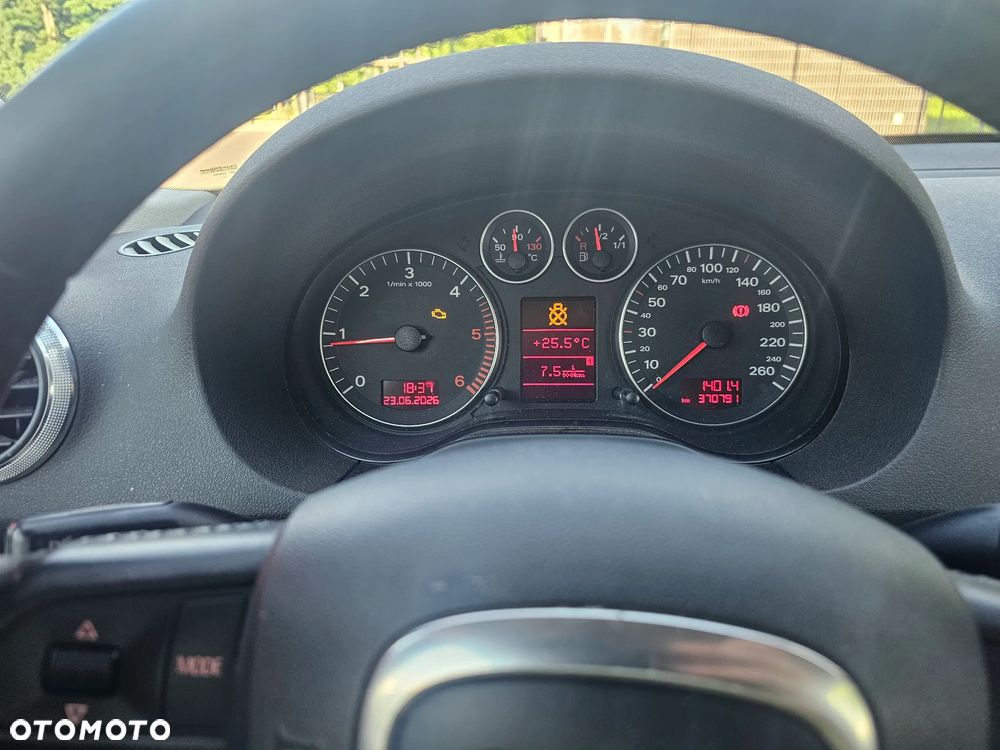 Audi A3 3-drzwiowe 2.0 TDI Ambiente - 5
