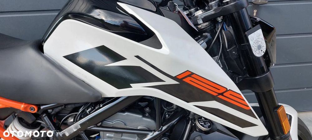 KTM Duke 125 - 25