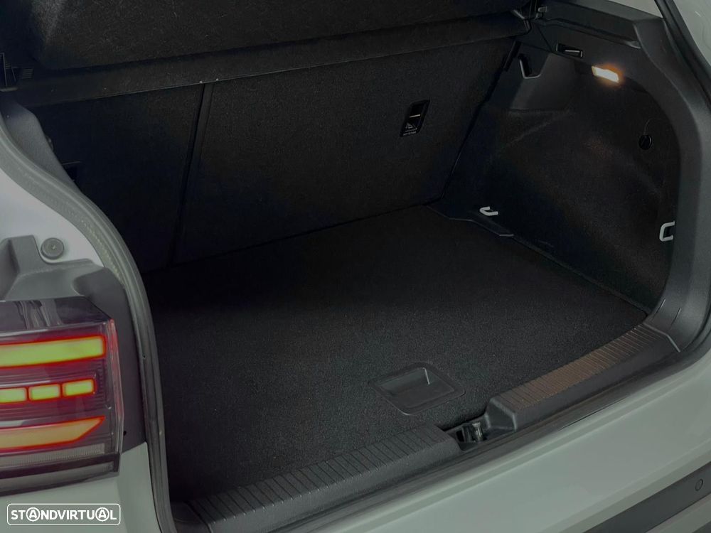 VW T-Cross 1.0 TSI Life - 22