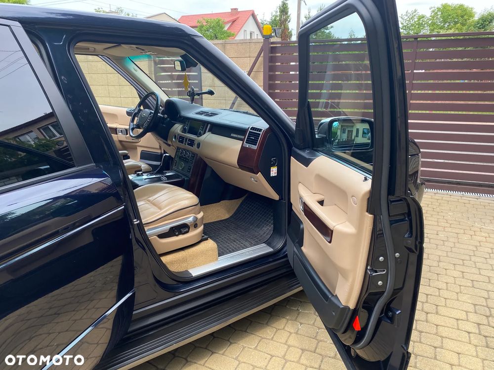 Land Rover Range Rover TDV8 Vogue - 24