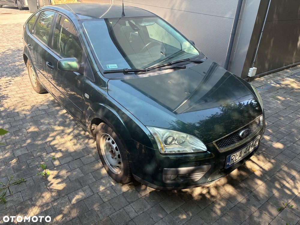 Ford Focus 1.6 Ghia - 2