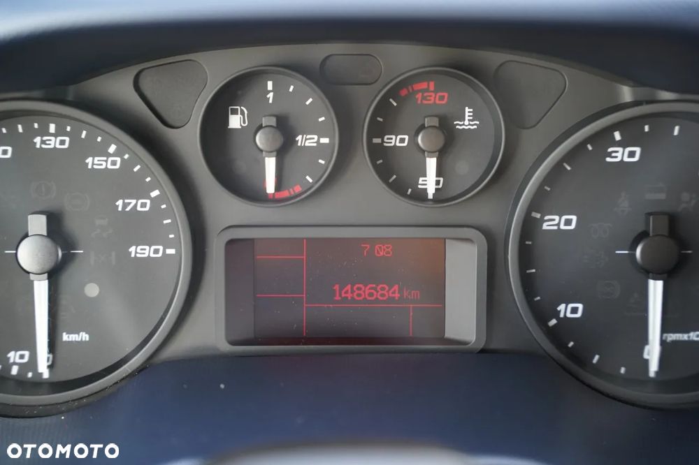 Iveco DAILY 35-140 / KONTENER 4,3 M / WINDA / HI -MATIC / BLIŹNIAK - 38