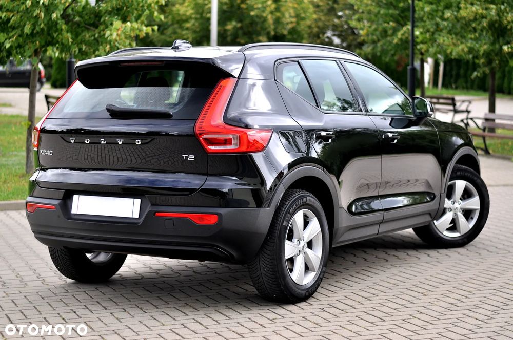 Volvo XC 40 T2 Momentum Pro - 10