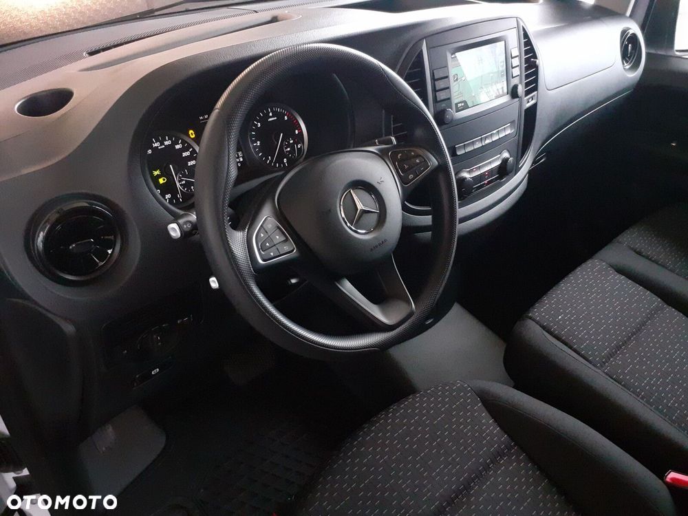 Mercedes-Benz Vito - 10