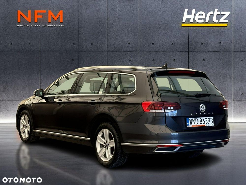 Volkswagen Passat - 5