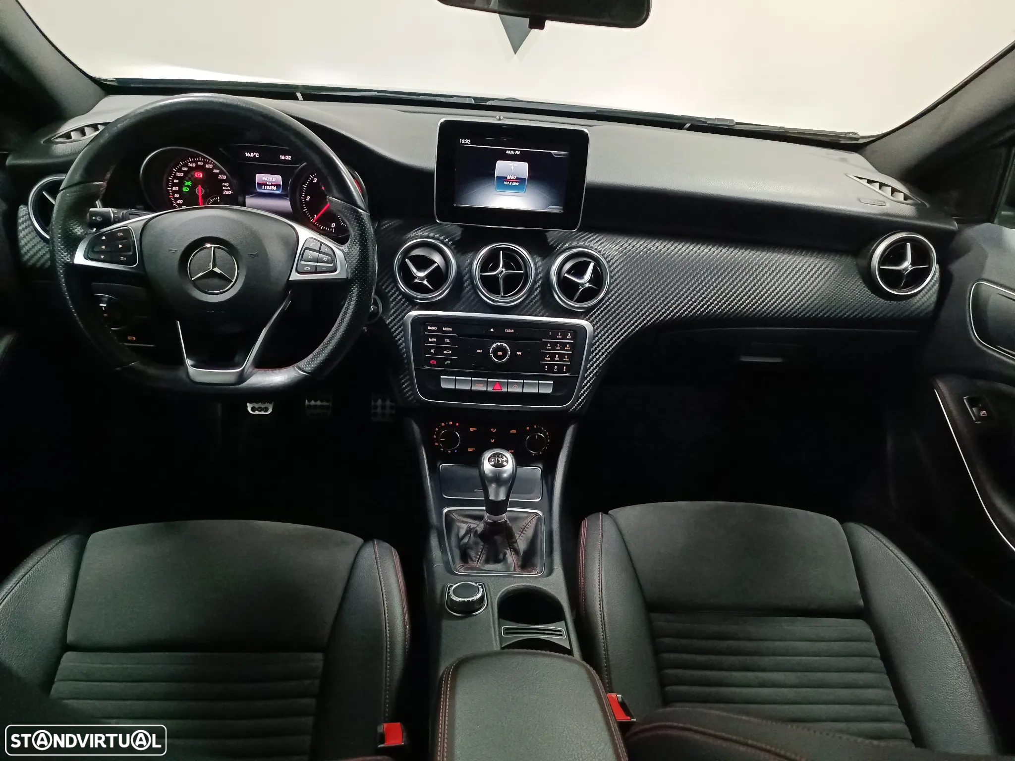 Mercedes-Benz A 180 d AMG Line - 15