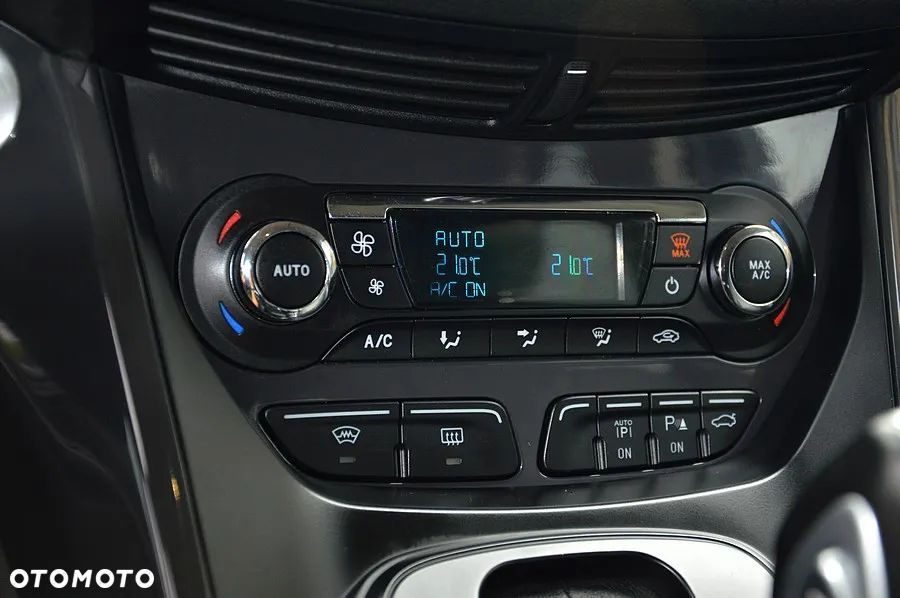 Ford Kuga 2.0 TDCi Individual MPS6 - 31