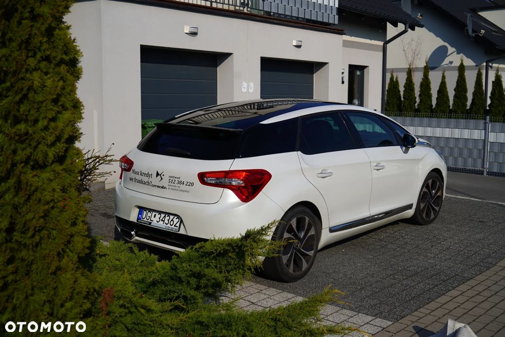 Citroën DS5 1.6 THP SoChic - 8