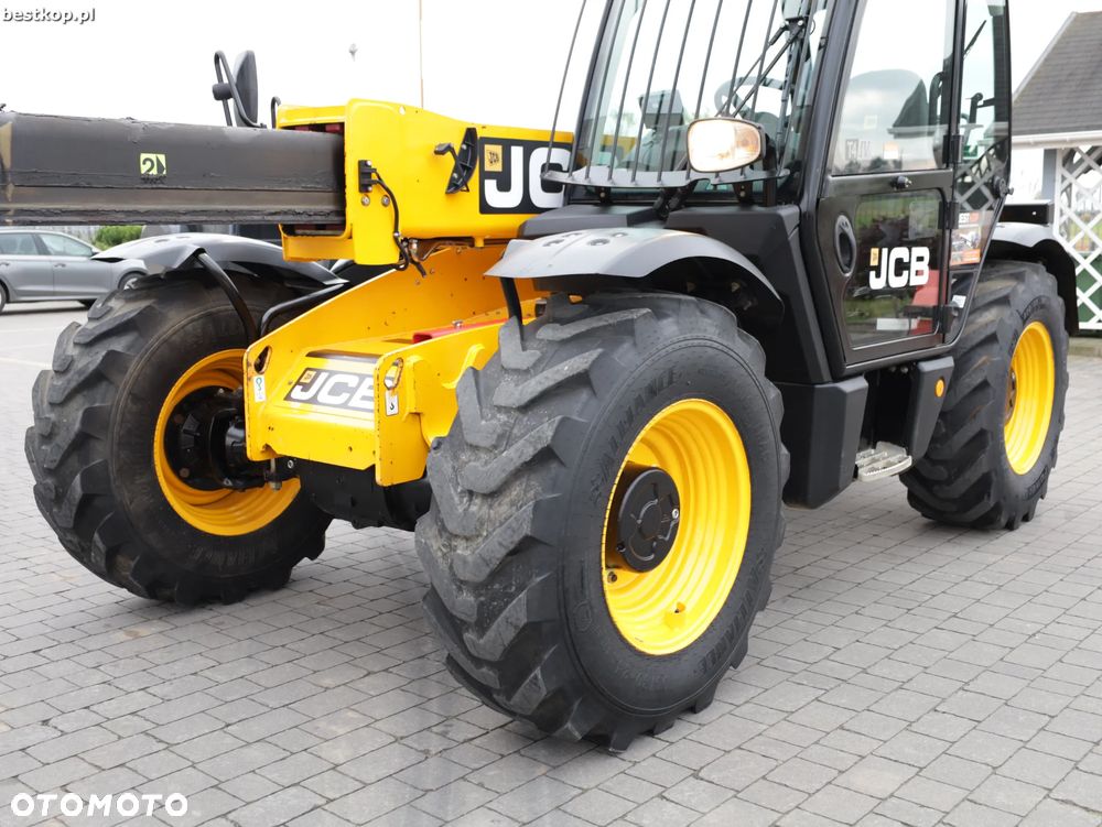 JCB 531-70 - 25
