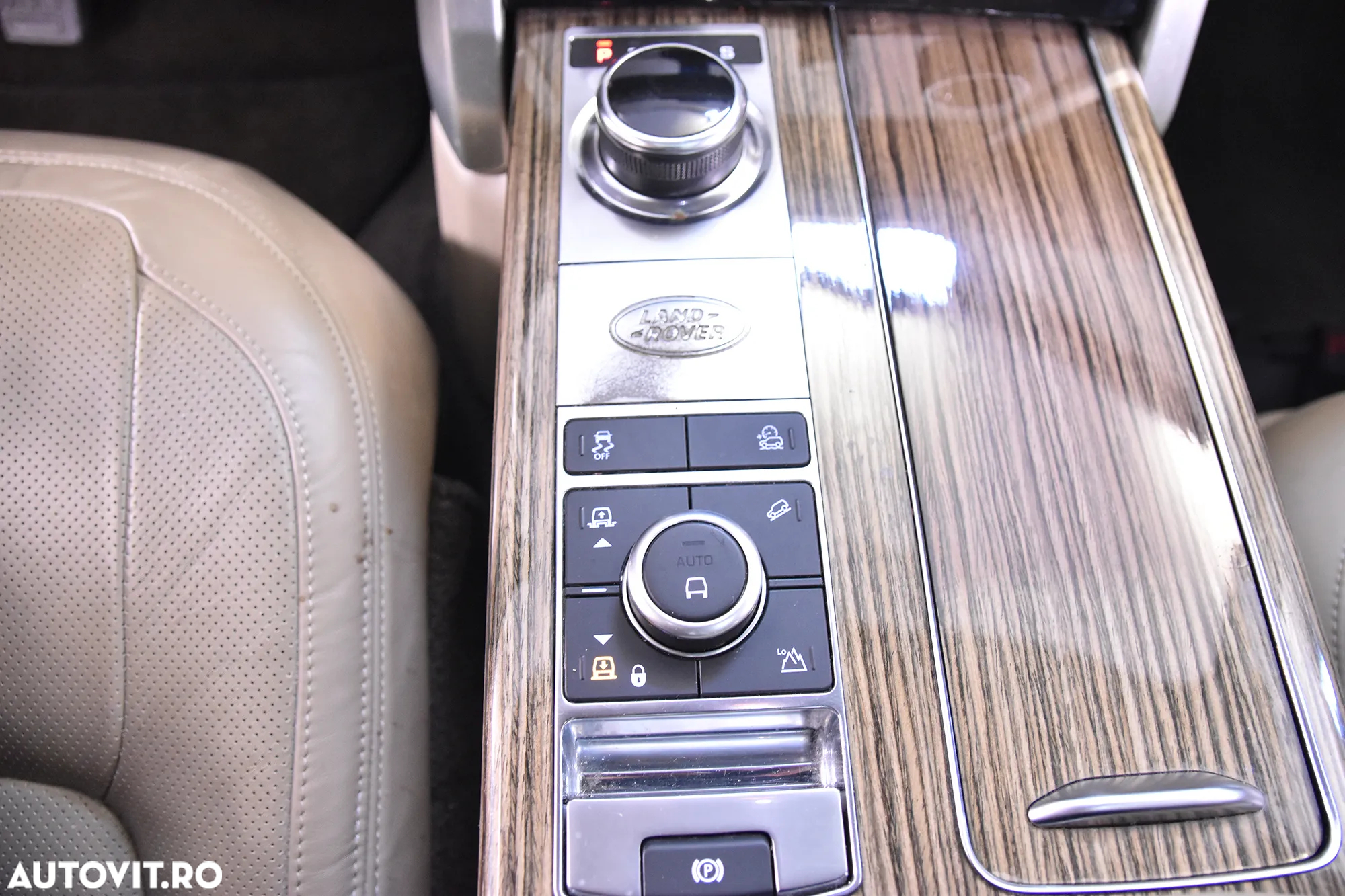 Land Rover Range Rover - 17
