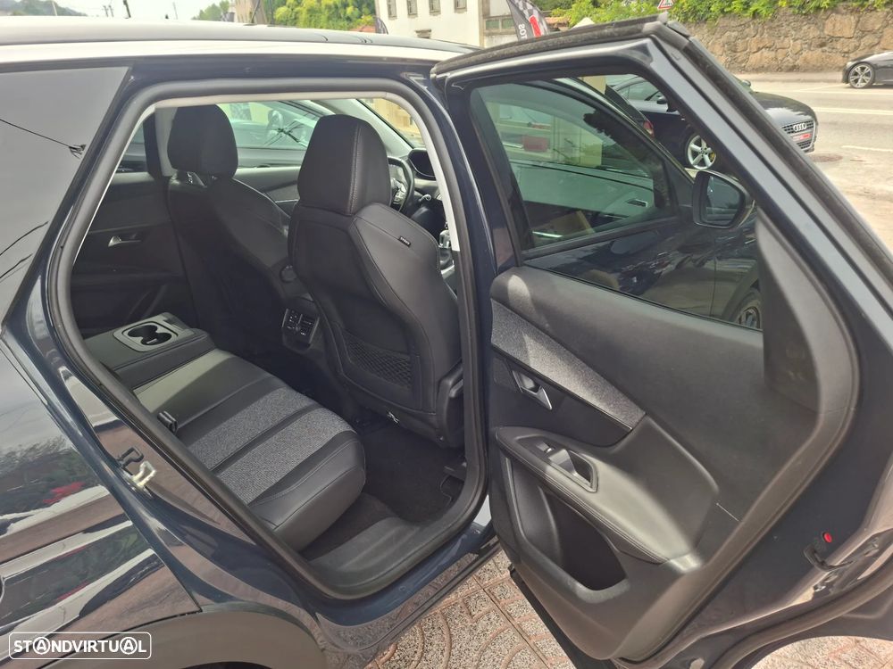 Peugeot 3008 PureTech 130 Stop & Start Allure - 24