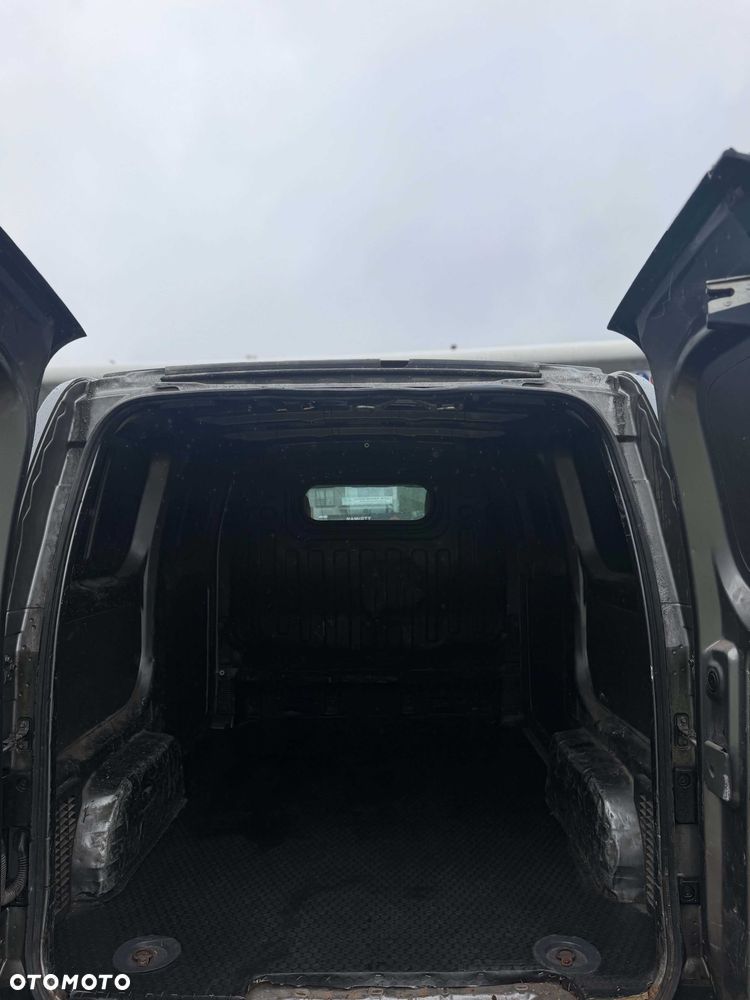 Nissan NV200 - 5