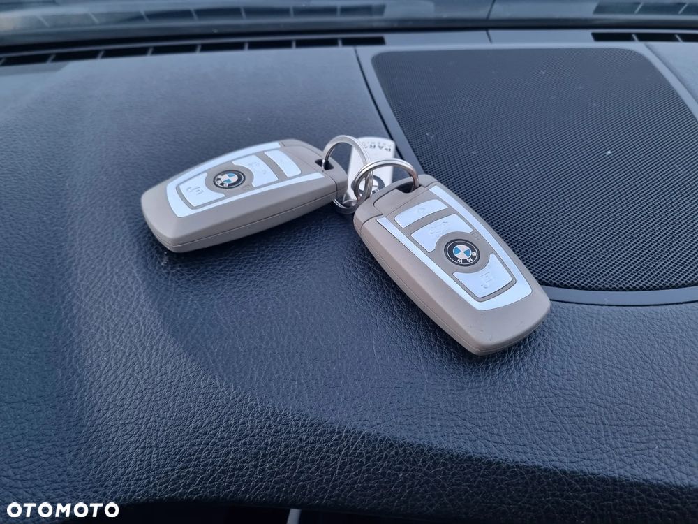 BMW Seria 5 - 15
