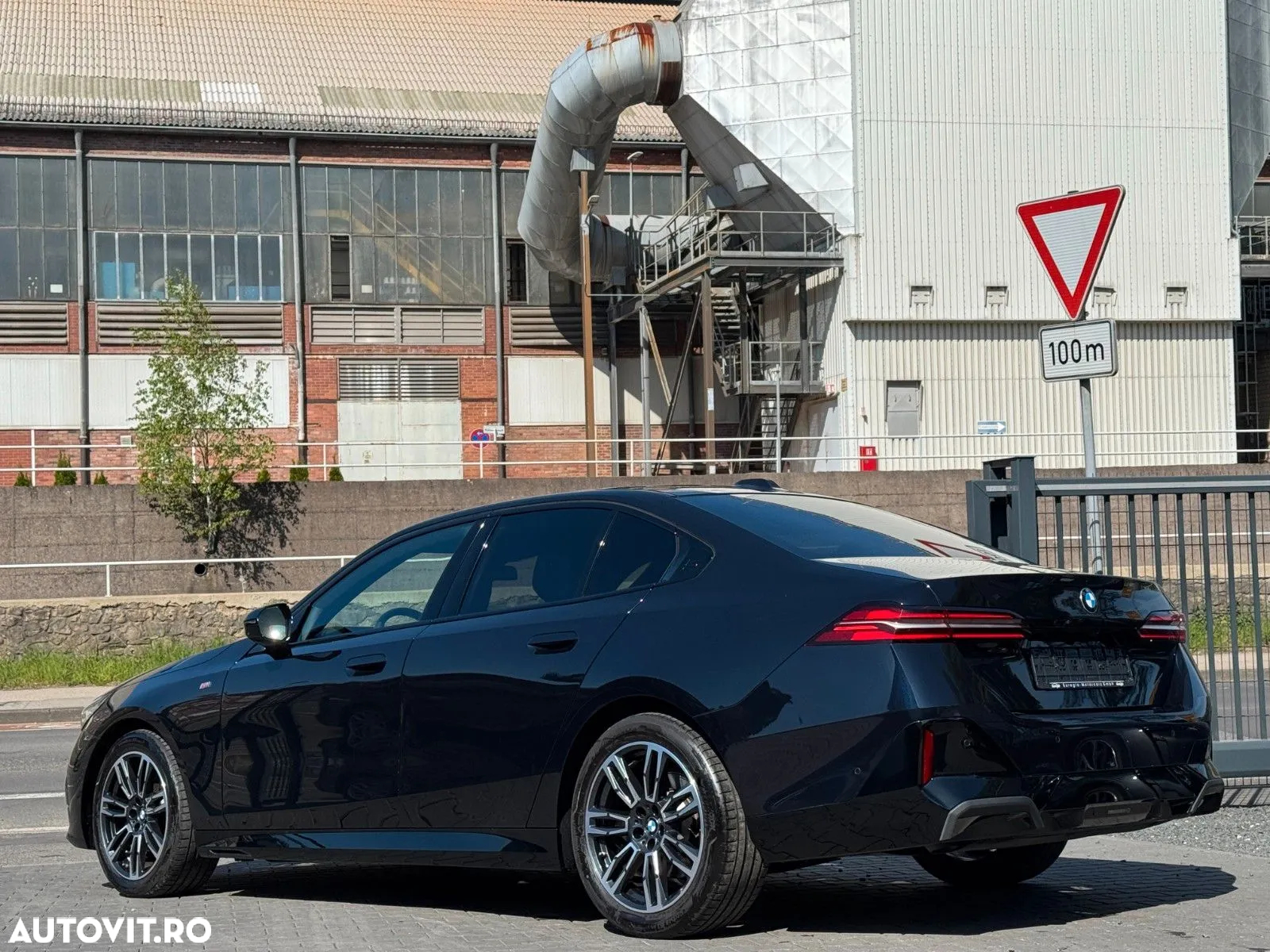 BMW Seria 5 520d AT MHEV - 15