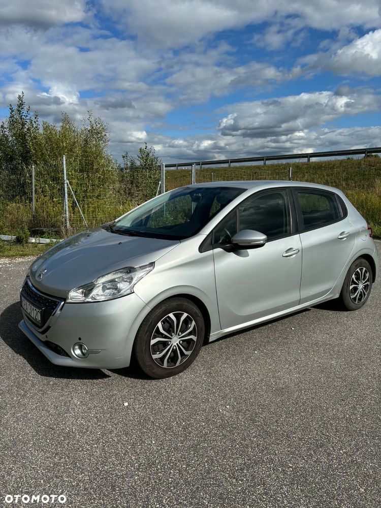 Peugeot 208 1.2 PureTech Allure - 5