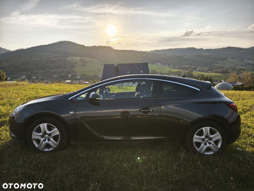Opel Astra 1.6 T Sport - 11