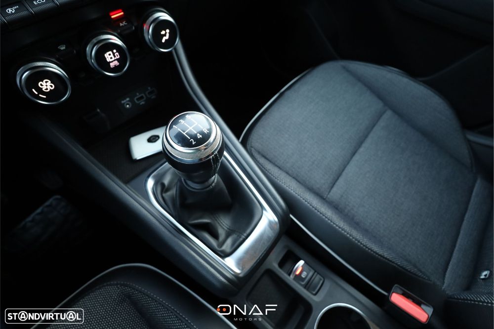 Renault Captur 1.0 TCe Exclusive - 22