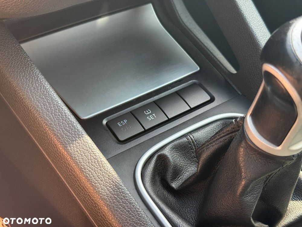 Volkswagen Golf 2.0 TSI GTI - 32