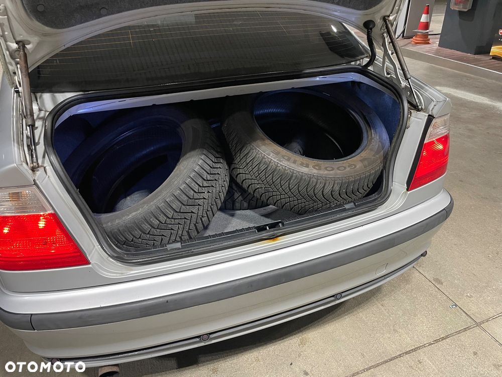 BMW Seria 3 - 14