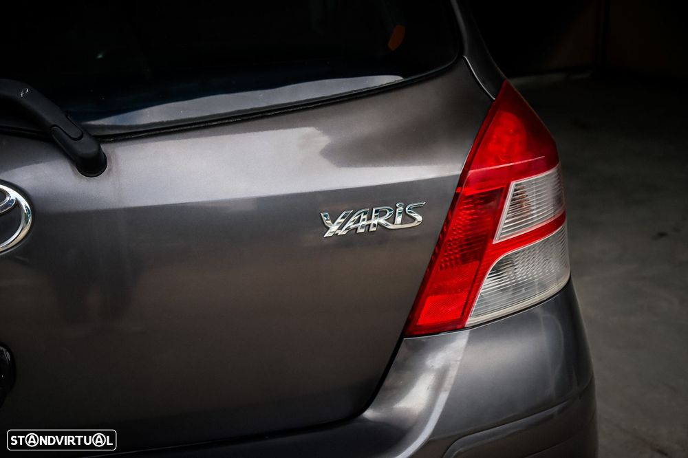 Toyota Yaris 1.0 VVT-i AC - 9
