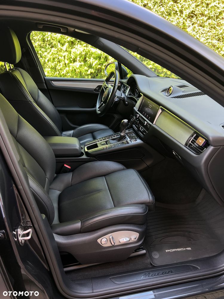 Porsche Macan Standard - 8