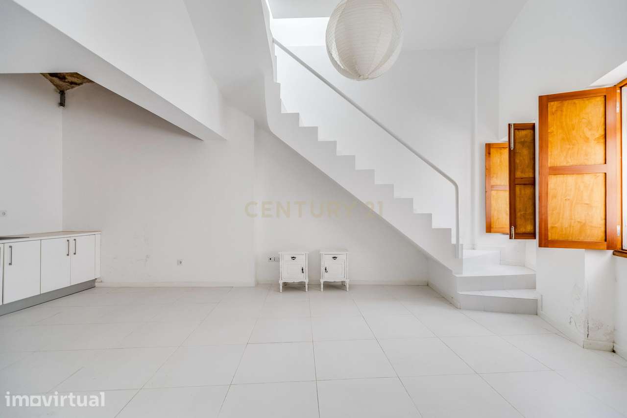 MORADIA T2 NA BAIXA DE OLHÃO C/ 2 PISCINAS - Grande imagem: 4/24
