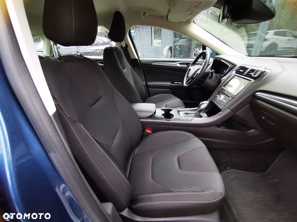 Ford Mondeo 2.0 Hybrid Titanium - 6