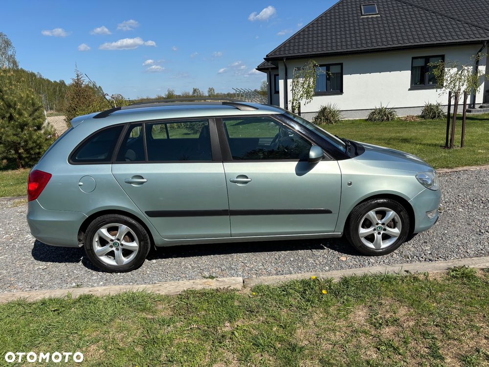 Skoda Fabia 1.2 HTP Cool Colour Edition - 6