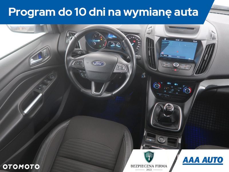 Ford Kuga - 9