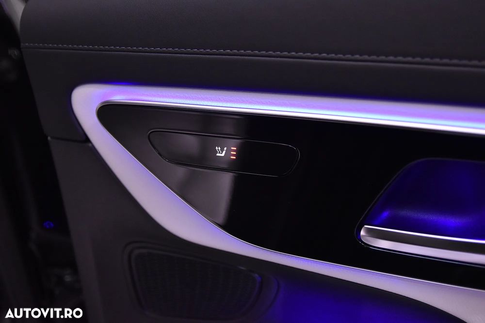 Mercedes-Benz GLC 300 e 4MATIC - 23