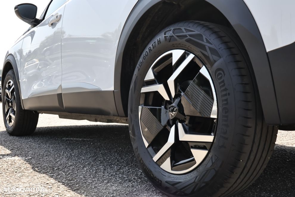 Peugeot 2008 1.2 Hybrid Allure e-DCS6 - 5