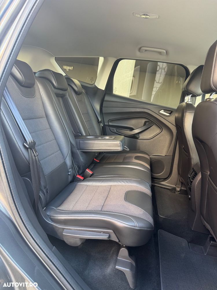 Ford Kuga 1.5 EcoBoost 2x4 Titanium - 7