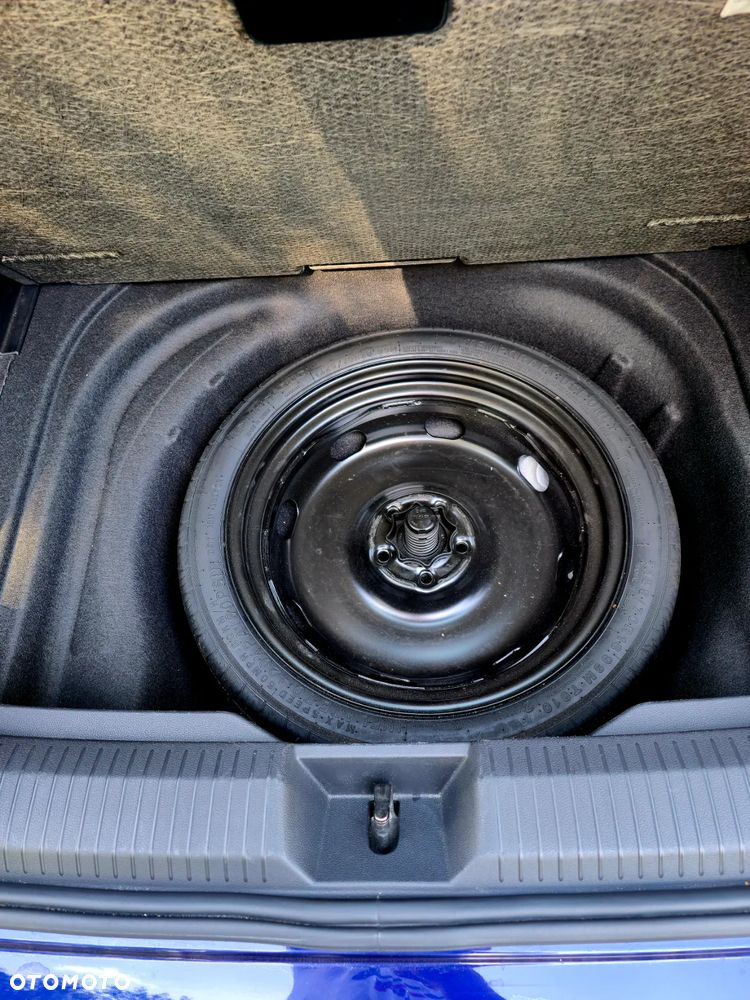 Volkswagen Golf - 18