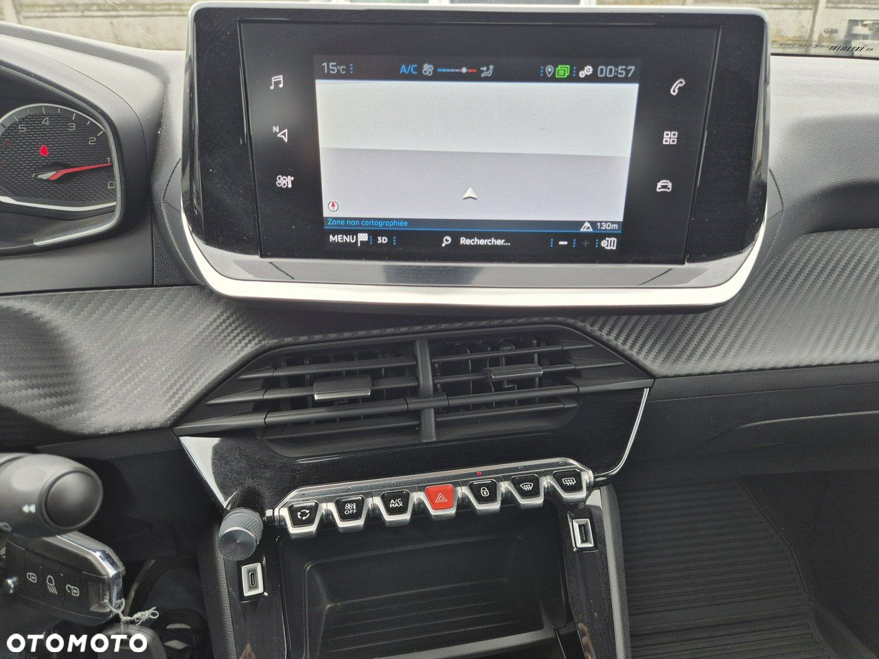 Peugeot 208 - 9