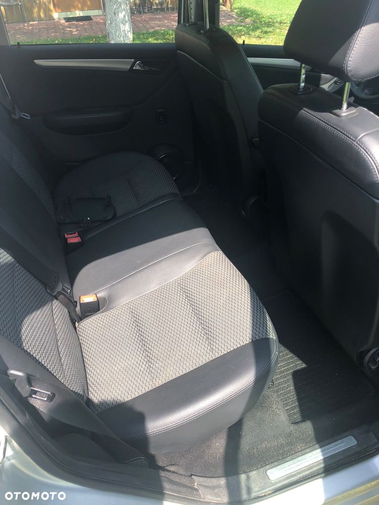Mercedes-Benz Klasa A 180 CDI Autotronic Avantgarde DPF Edition 10 - 4
